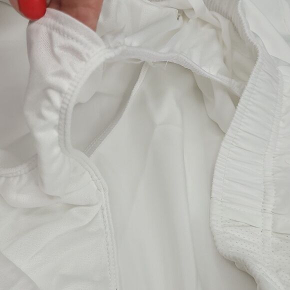 NEW XXL NIKE WOMEN'S WHITE TEMPO ATHLETIC SHORTS w/ attached panty 2X NWT - Picture 7 of 11